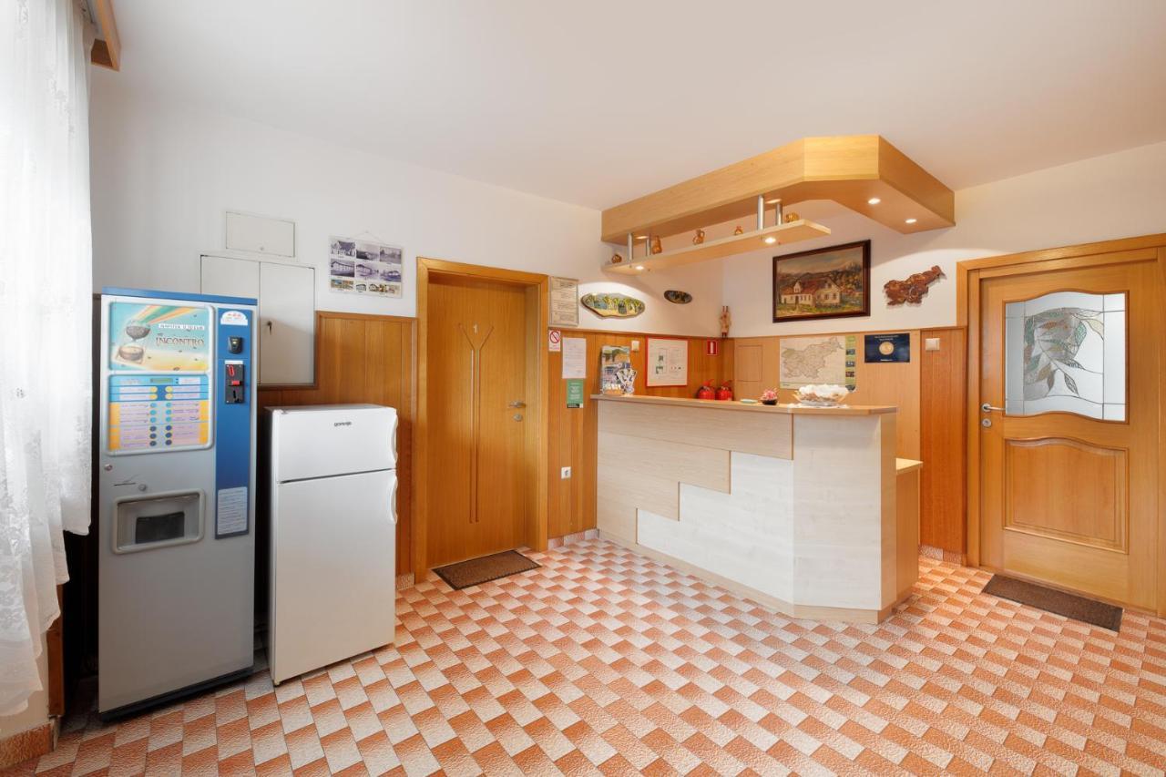 Rooms Sustersic Liubliana Exterior foto